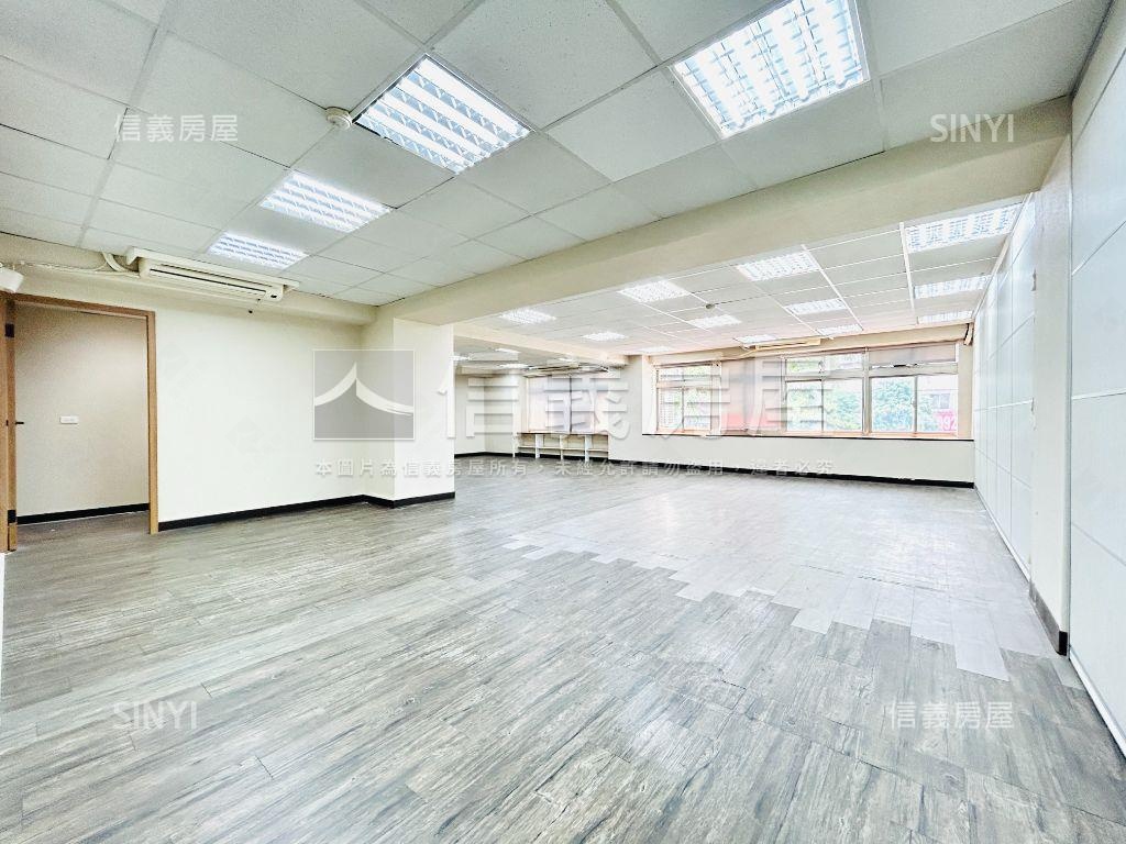獨門獨戶精裝辦公房屋室內格局與周邊環境