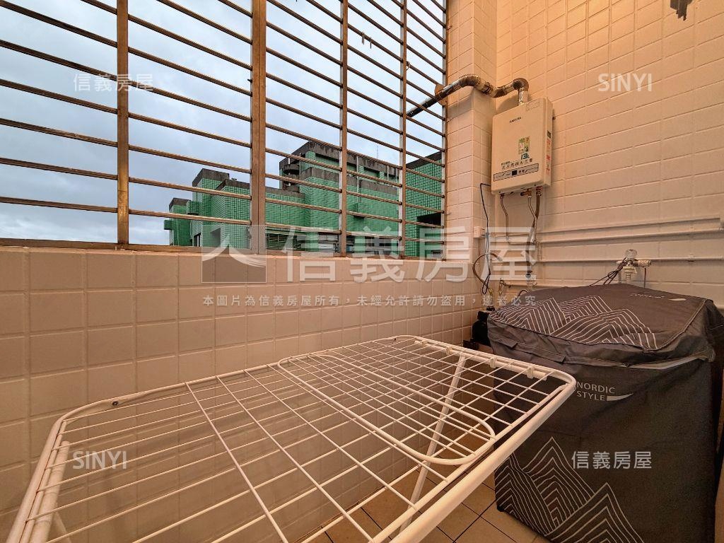 精緻裝潢電梯美屋房屋室內格局與周邊環境