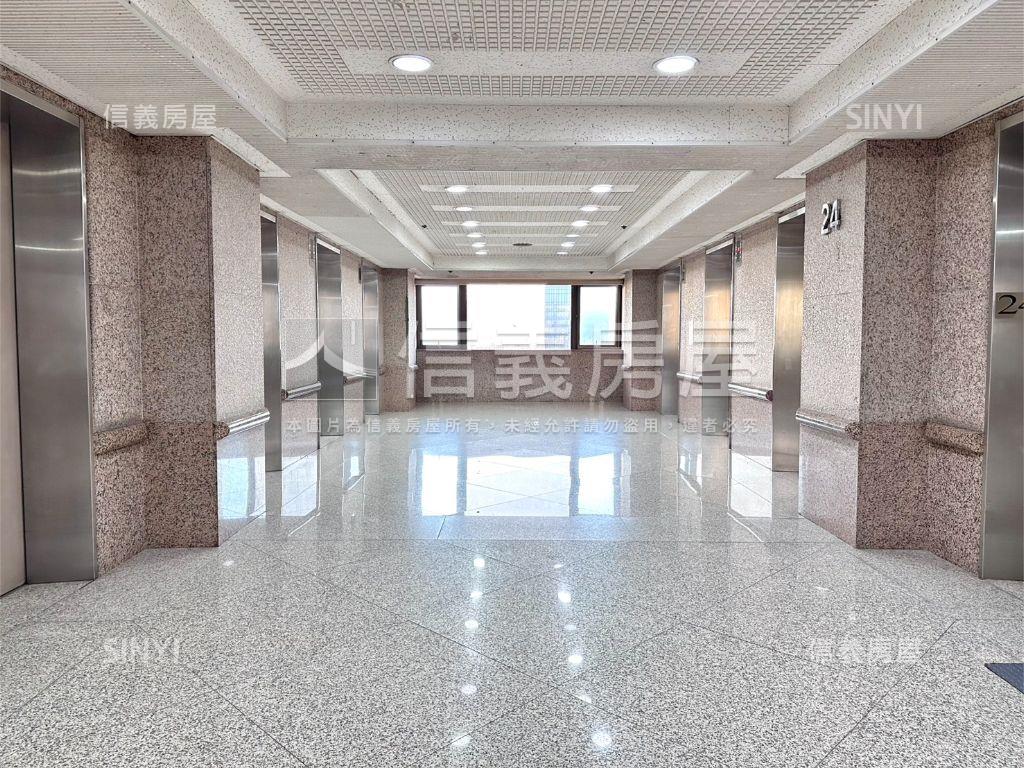 北車捷運層峰採光住辦空間房屋室內格局與周邊環境