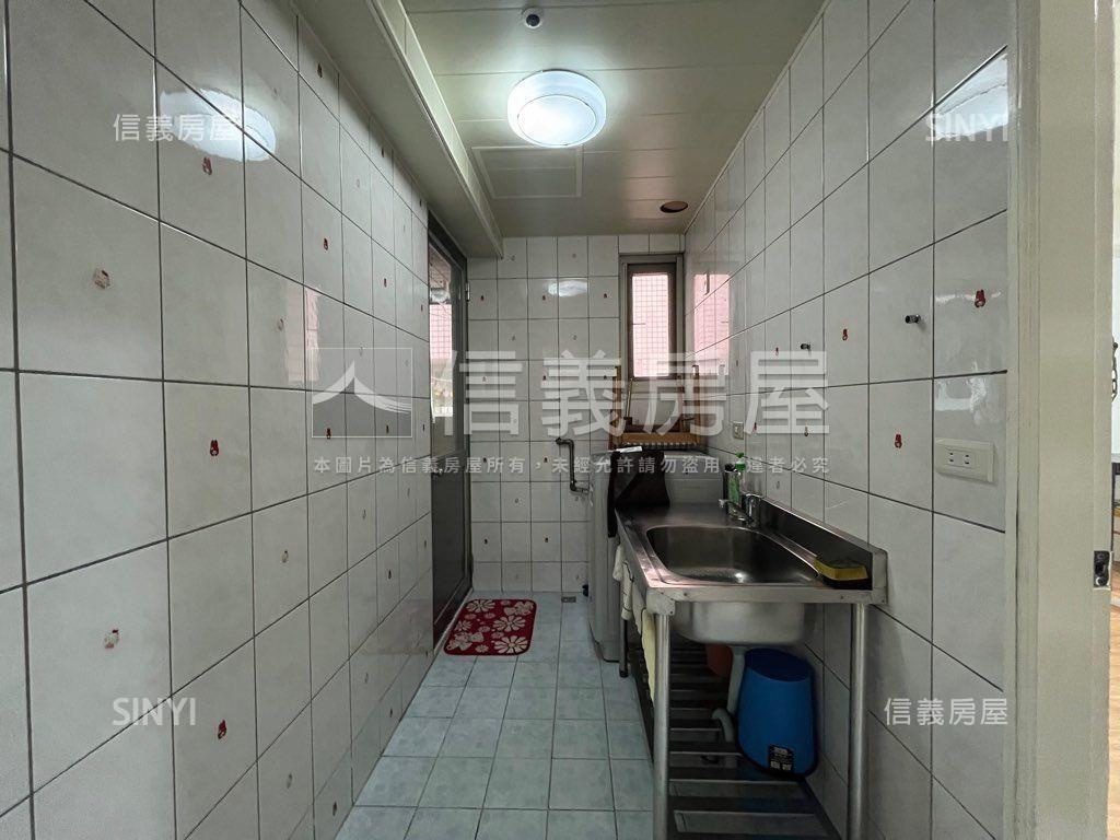 台北水都。優質三房房屋室內格局與周邊環境