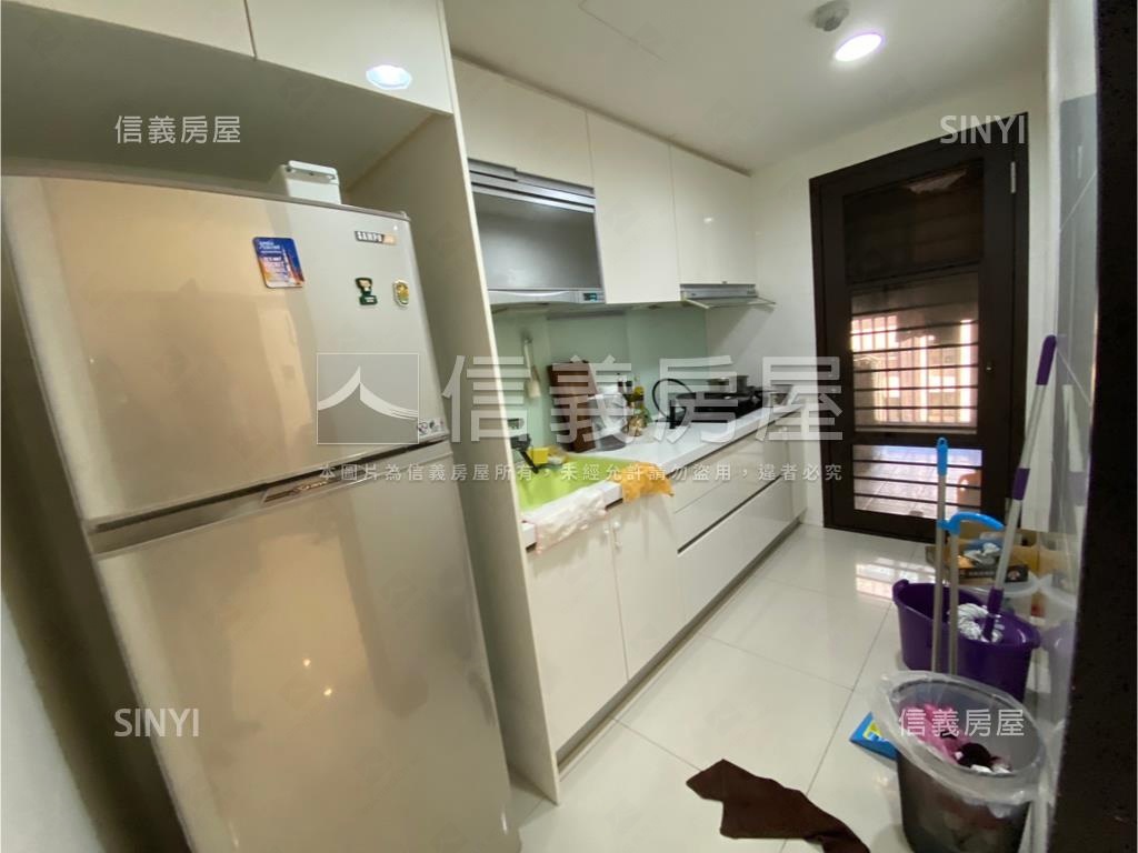 櫻花一綻２房＋平面車位房屋室內格局與周邊環境