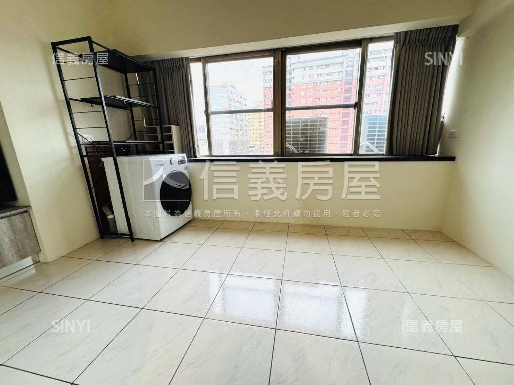 曉明儷晶１＋１房平面車位房屋室內格局與周邊環境