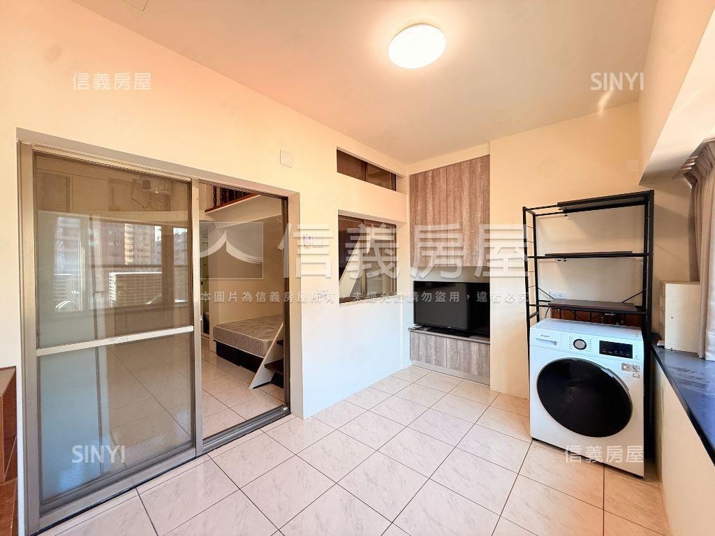 曉明儷晶１＋１房平面車位房屋室內格局與周邊環境