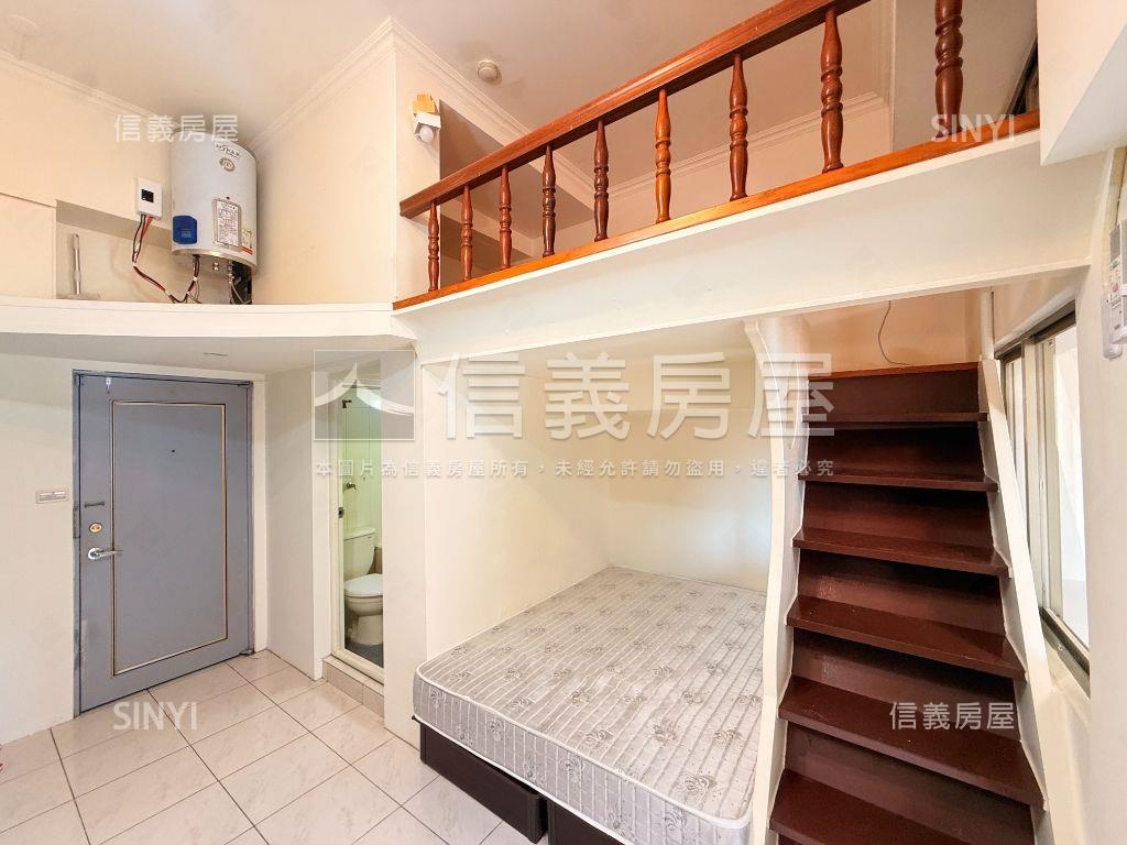 曉明儷晶１＋１房平面車位房屋室內格局與周邊環境