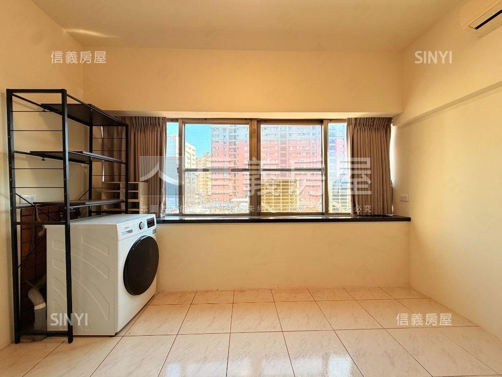 曉明儷晶１＋１房平面車位房屋室內格局與周邊環境