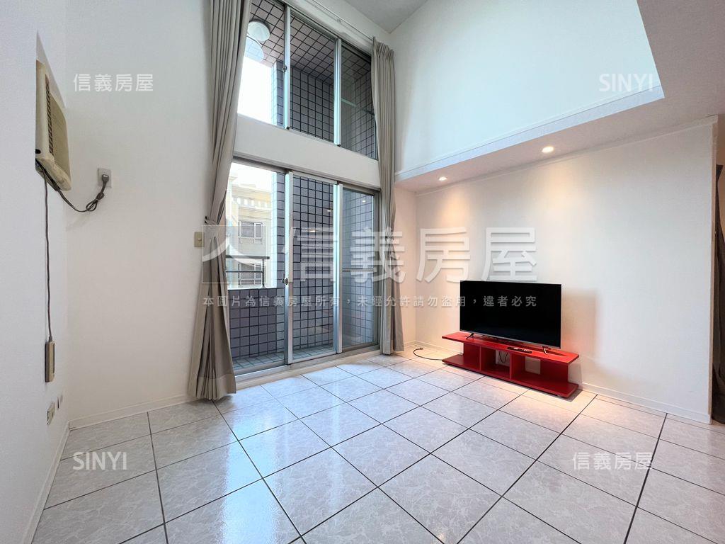 專任❤️高閣挑高景觀戶房屋室內格局與周邊環境