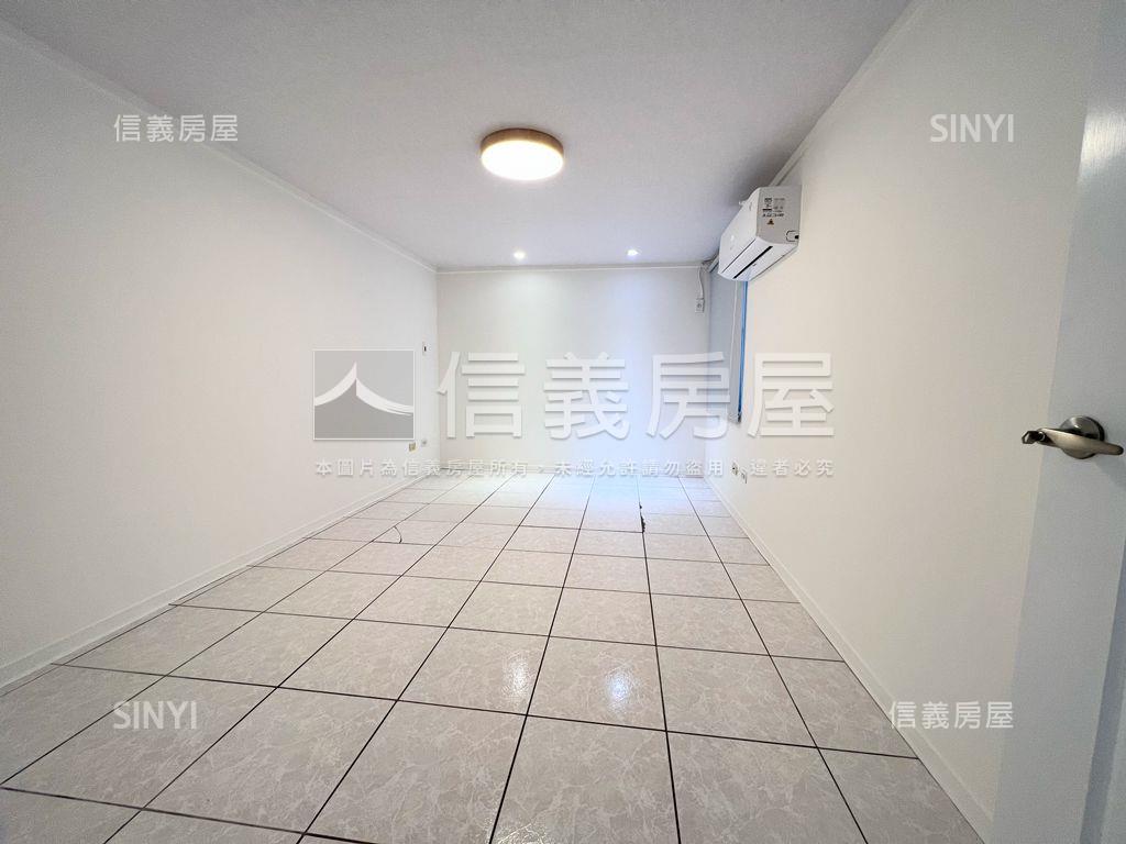 專任❤️高閣挑高景觀戶房屋室內格局與周邊環境