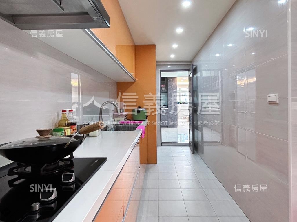 士林行政中心精緻美屋房屋室內格局與周邊環境