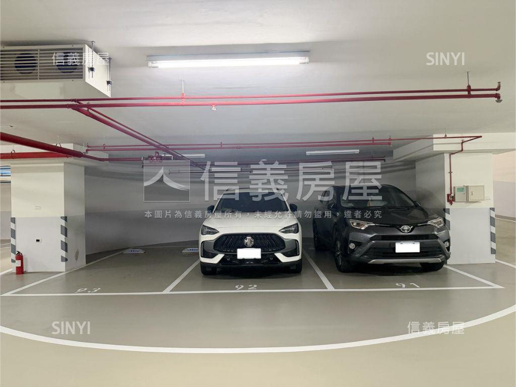 幸福昇樺景觀帝王兩房車位房屋室內格局與周邊環境