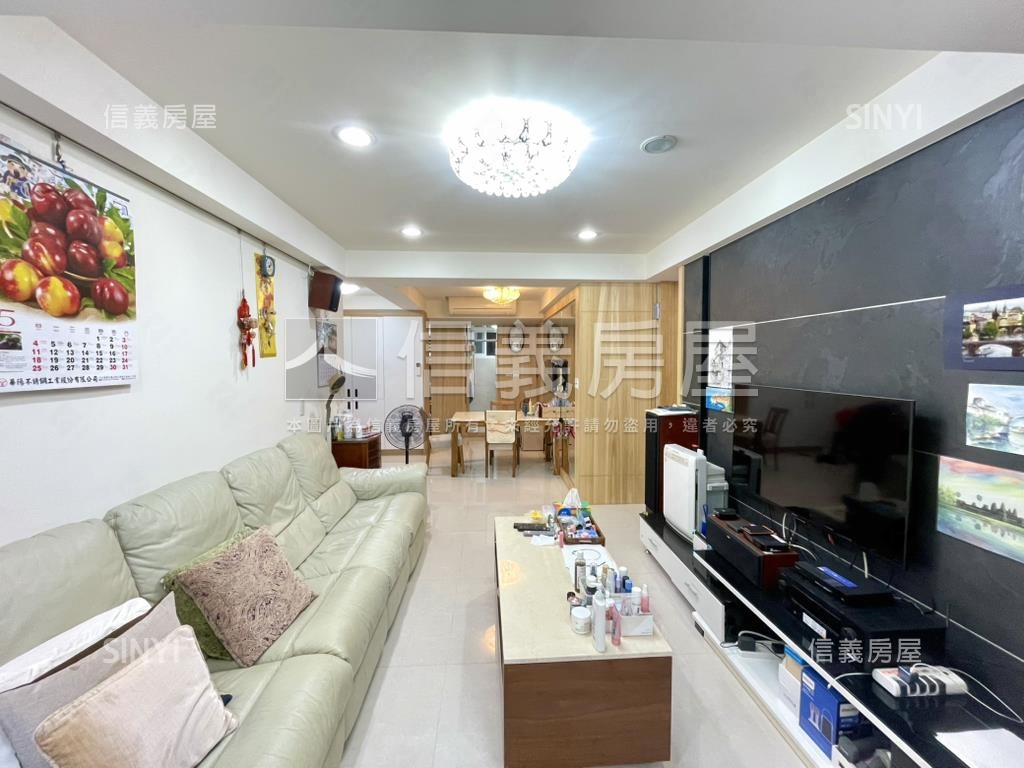 精品大邊間黃金公寓二樓房屋室內格局與周邊環境