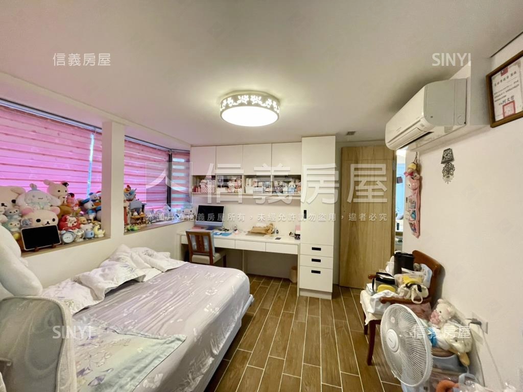 精品大邊間黃金公寓二樓房屋室內格局與周邊環境