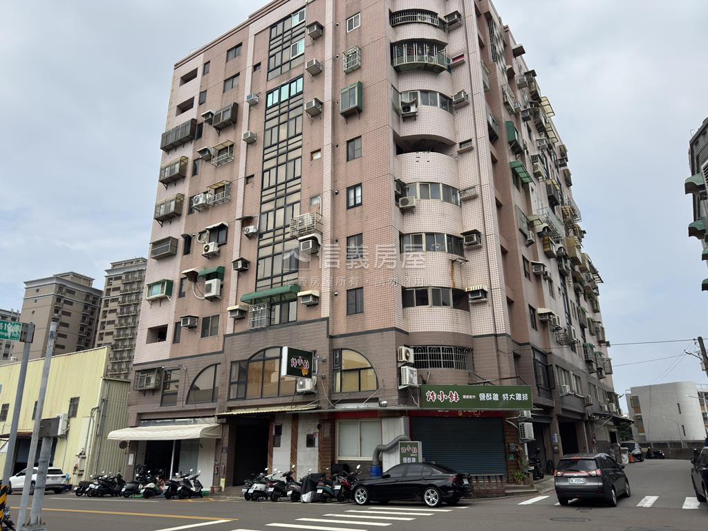 頂埔華廈樓中樓房屋室內格局與周邊環境