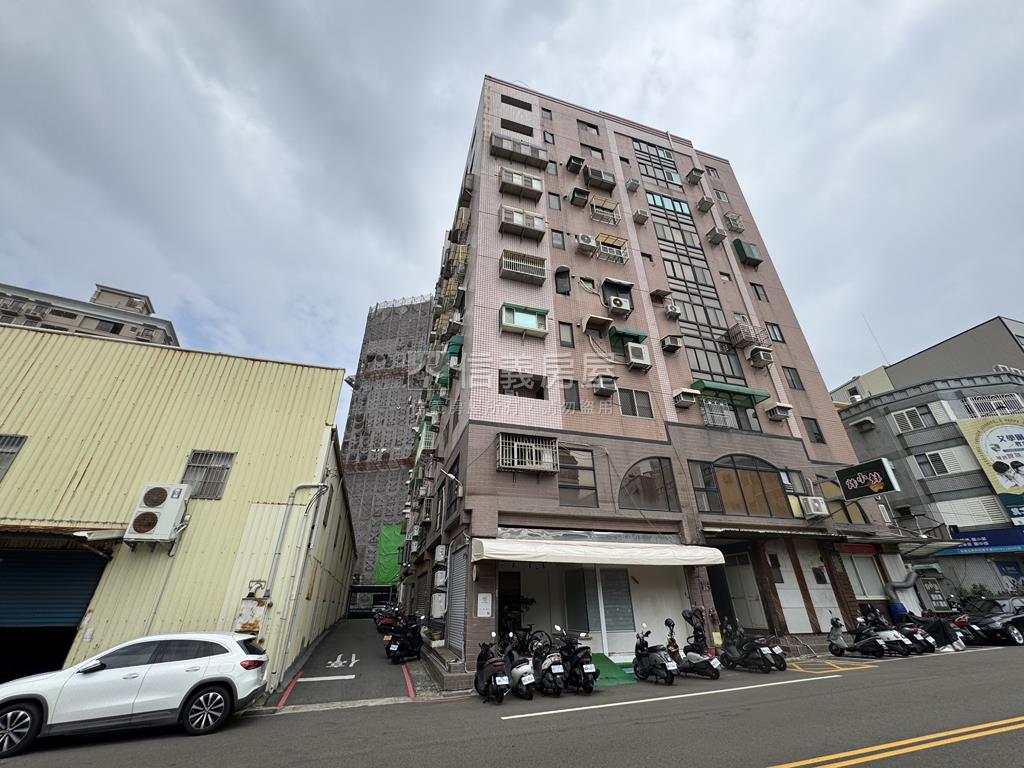 頂埔華廈樓中樓房屋室內格局與周邊環境