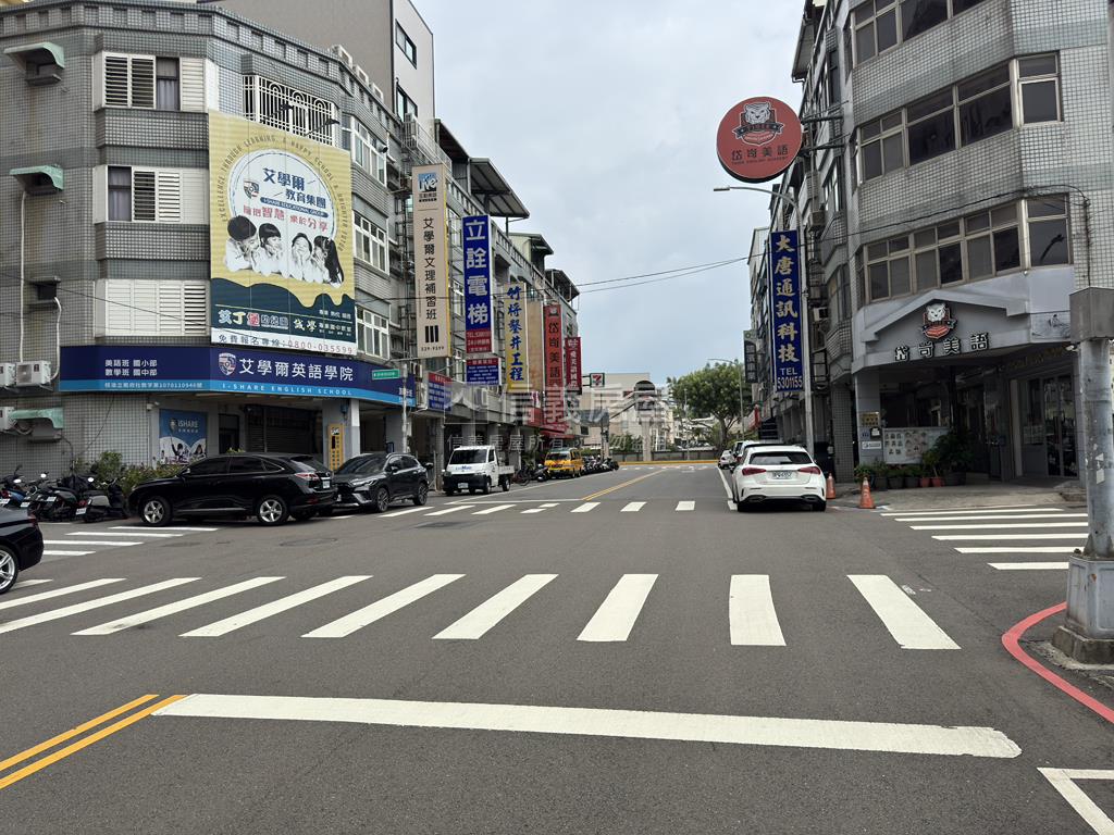 頂埔華廈樓中樓房屋室內格局與周邊環境