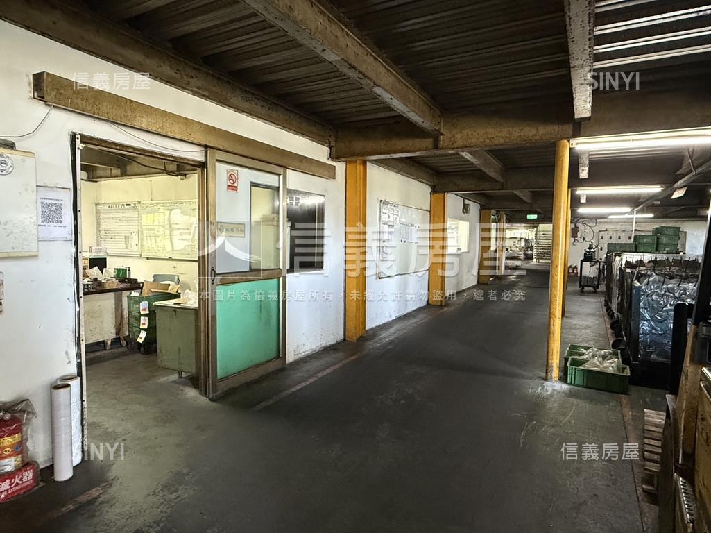 梓官丁種建築用地方正廠房房屋室內格局與周邊環境