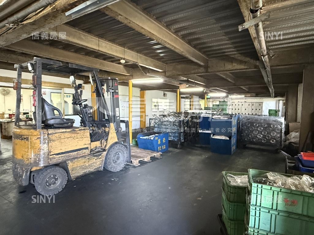 梓官丁種建築用地方正廠房房屋室內格局與周邊環境