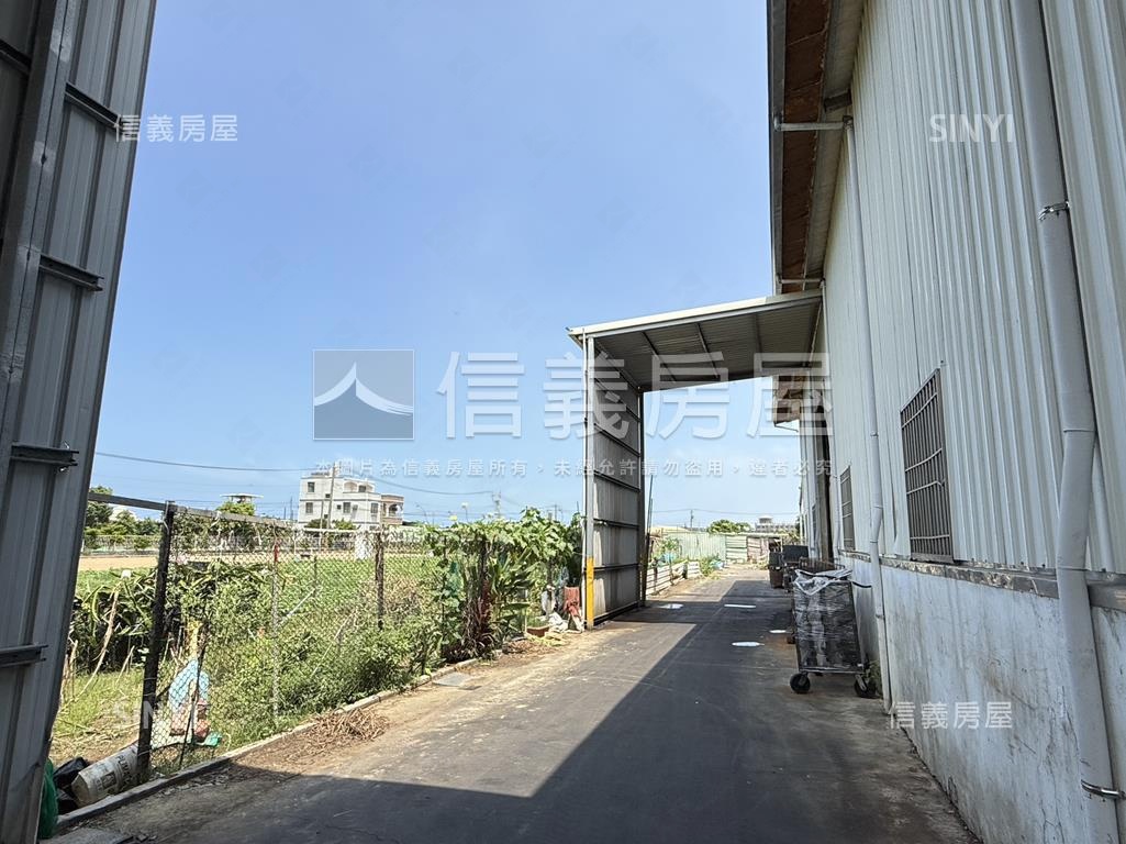 梓官丁種建築用地方正廠房房屋室內格局與周邊環境