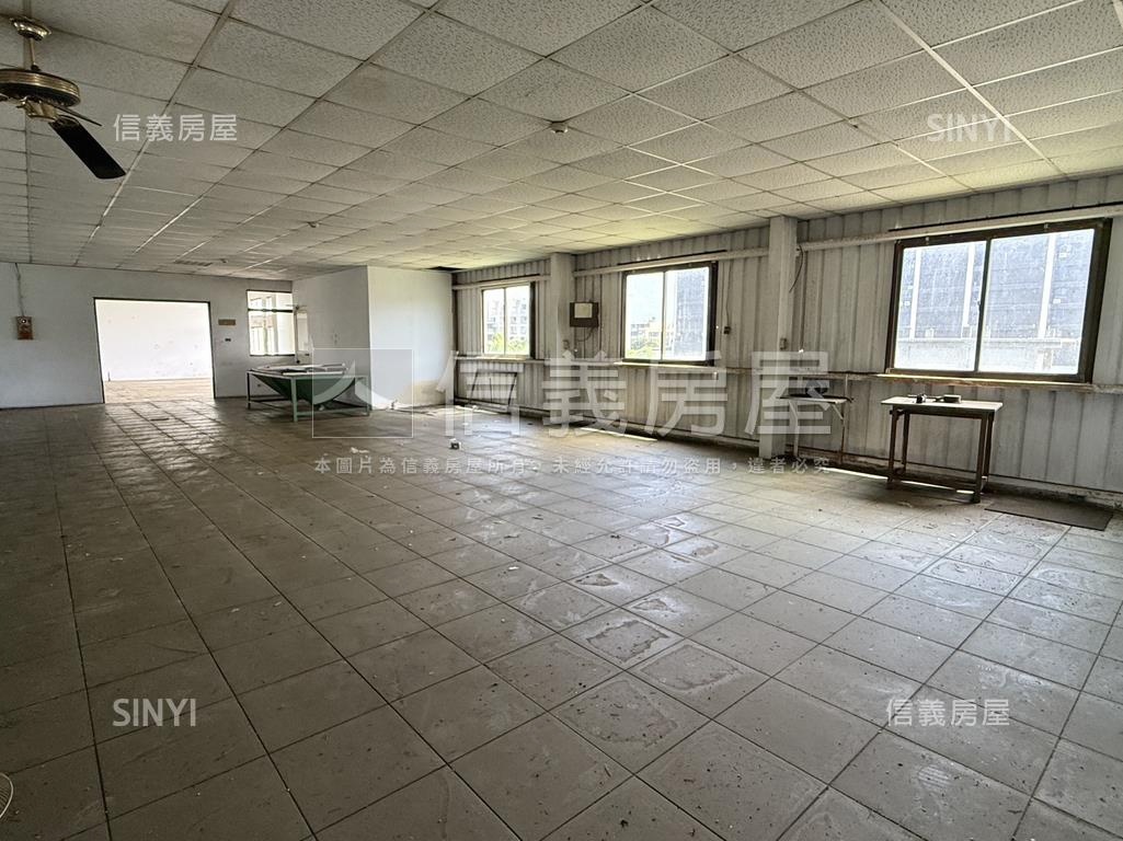 梓官丁種建築用地方正廠房房屋室內格局與周邊環境