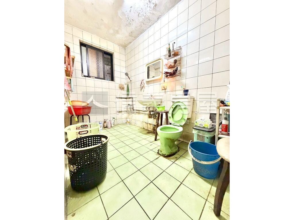 近環球˙稀有邊間２樓房屋室內格局與周邊環境