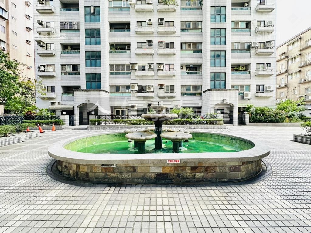 國泰大空間四房－國家都會房屋室內格局與周邊環境