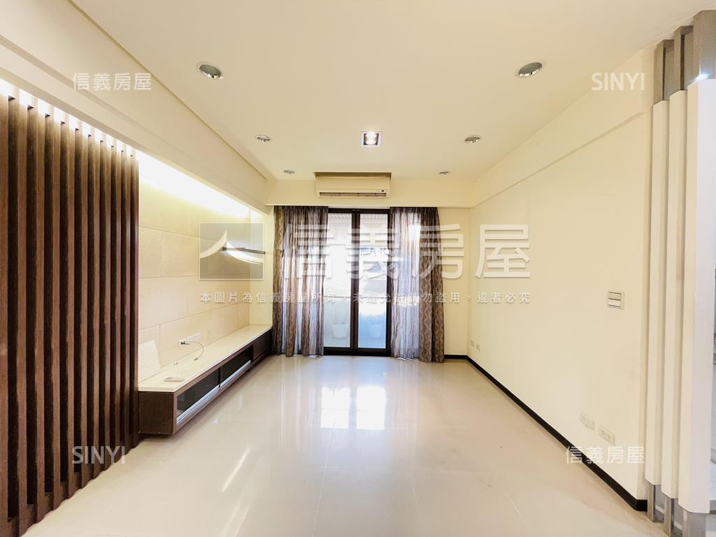 萬美稀有四房坡平車位房屋室內格局與周邊環境