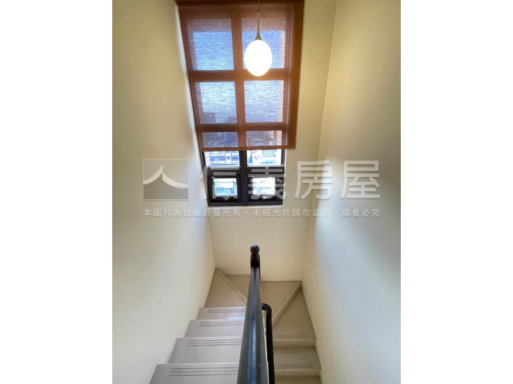 萬美稀有四房坡平車位房屋室內格局與周邊環境