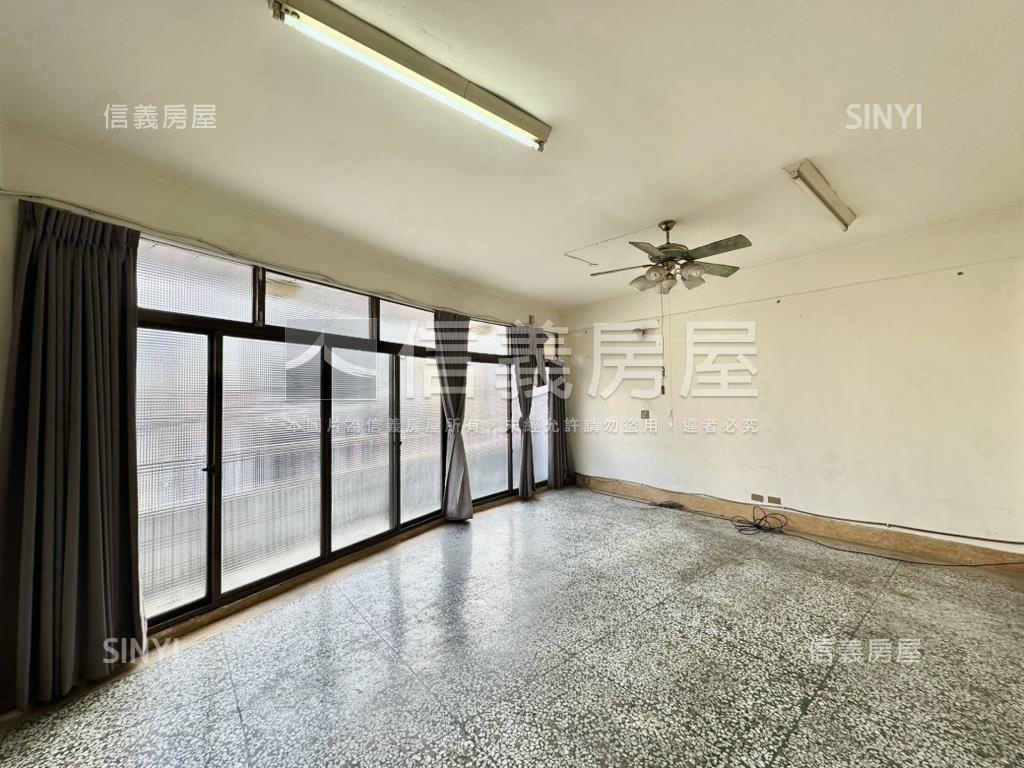 南投鹿谷順向邊間收租透店房屋室內格局與周邊環境