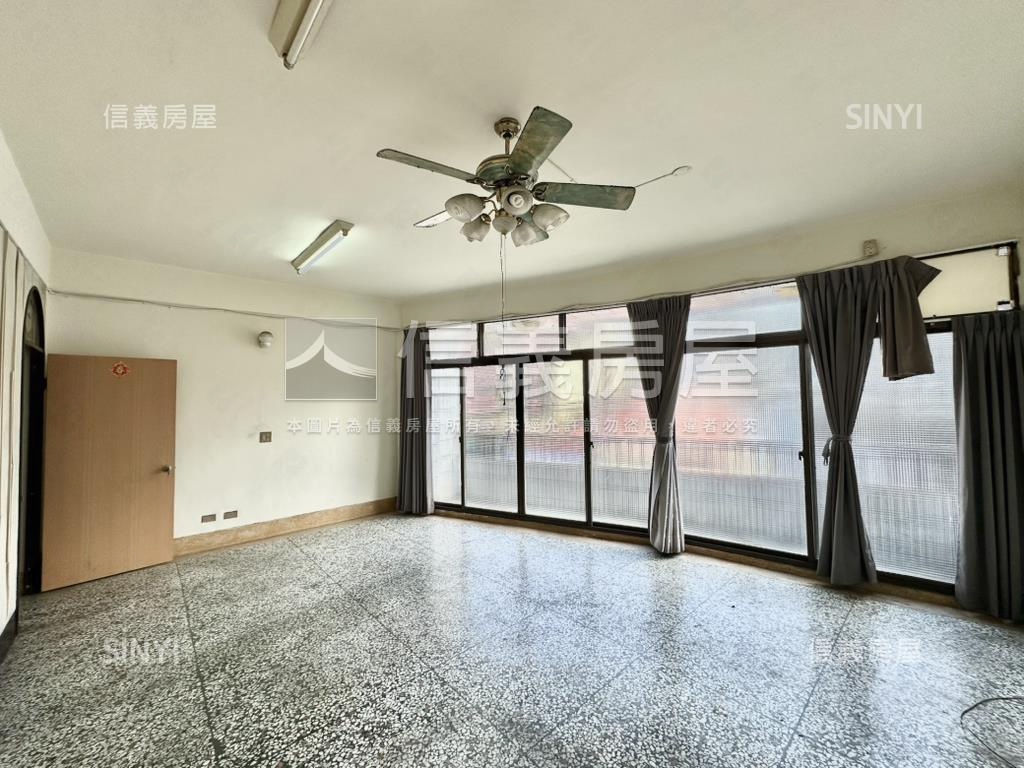 南投鹿谷順向邊間收租透店房屋室內格局與周邊環境