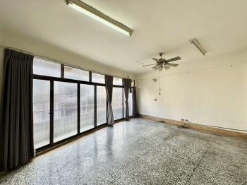 南投鹿谷順向邊間收租透店