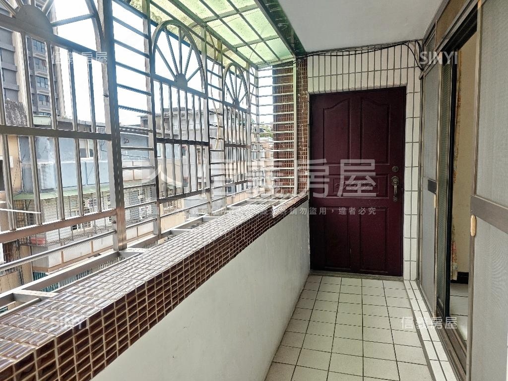 大坪林優選方正大空間房屋室內格局與周邊環境