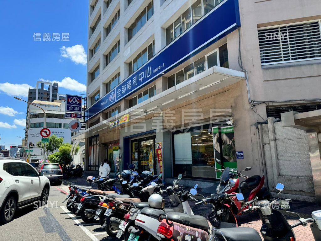 美麗島正路邊間騎樓透店房屋室內格局與周邊環境