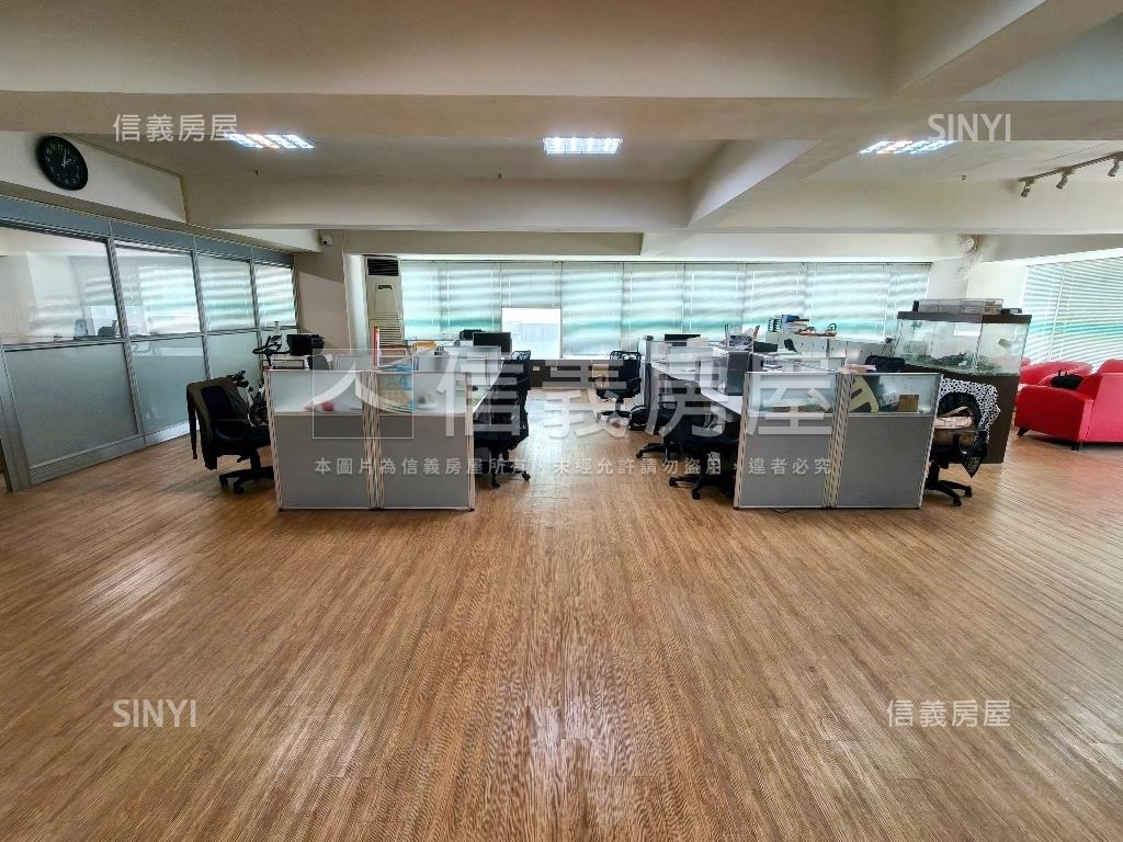 近美麗島捷運站高樓商辦房屋室內格局與周邊環境