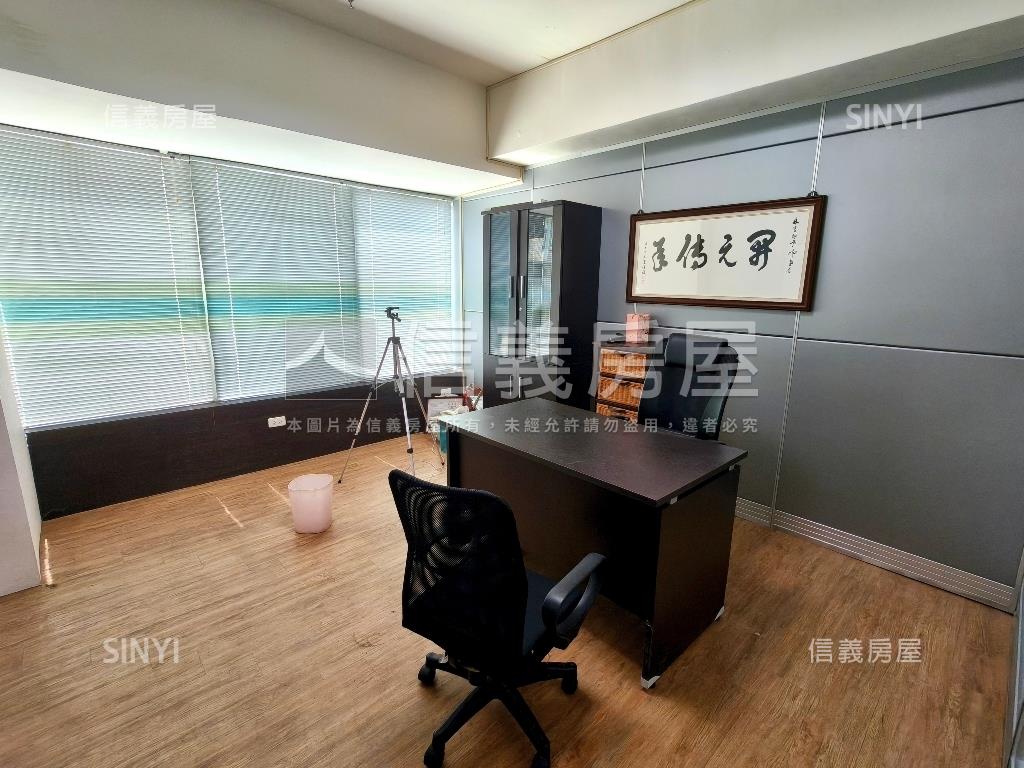 近美麗島捷運站高樓商辦房屋室內格局與周邊環境