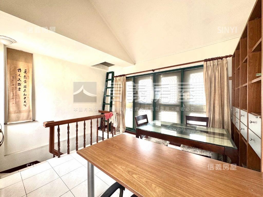 專任【亞熱帶】美別墅房屋室內格局與周邊環境