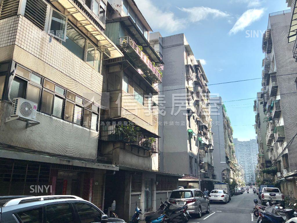 介壽靜巷稀有一樓四房房屋室內格局與周邊環境