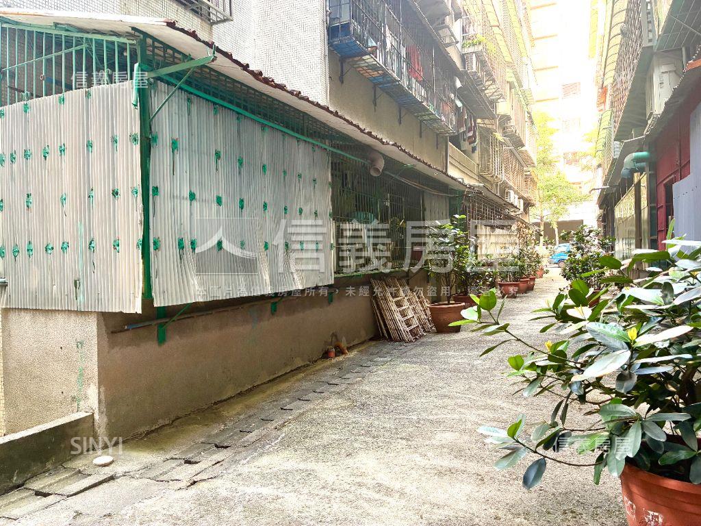 介壽靜巷稀有一樓四房房屋室內格局與周邊環境