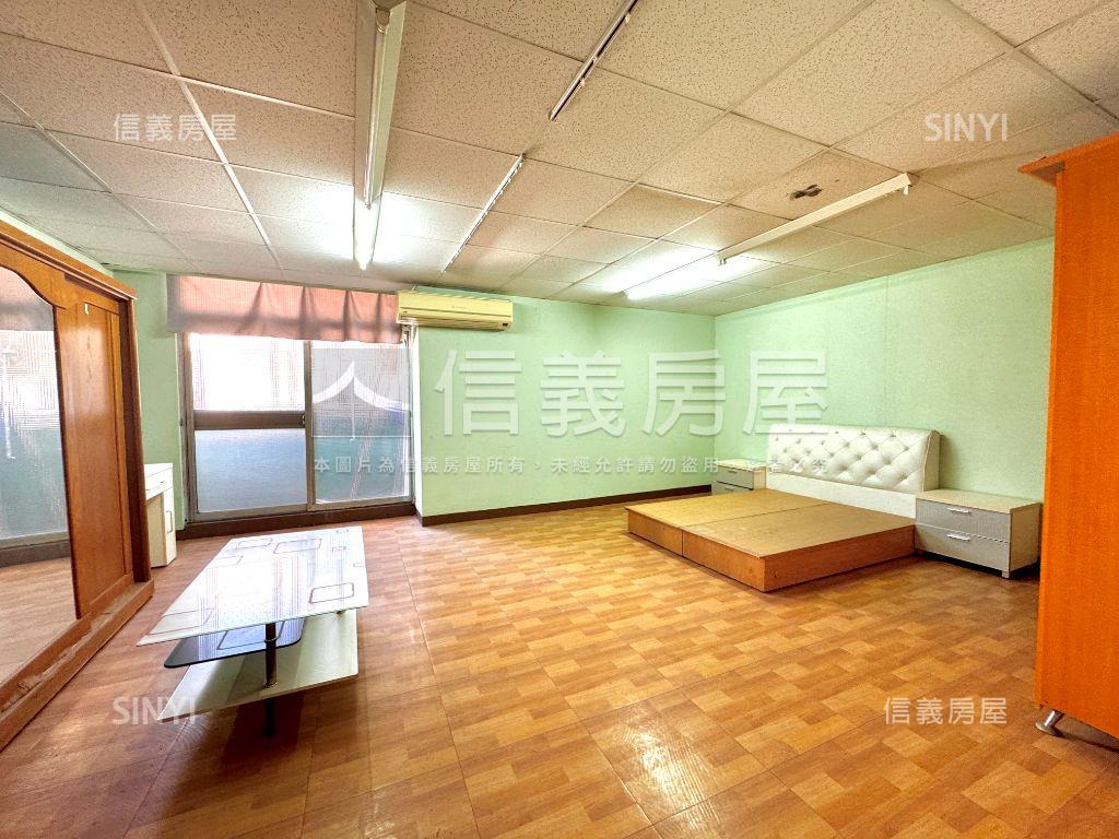 火車站採光寬敞大四房房屋室內格局與周邊環境