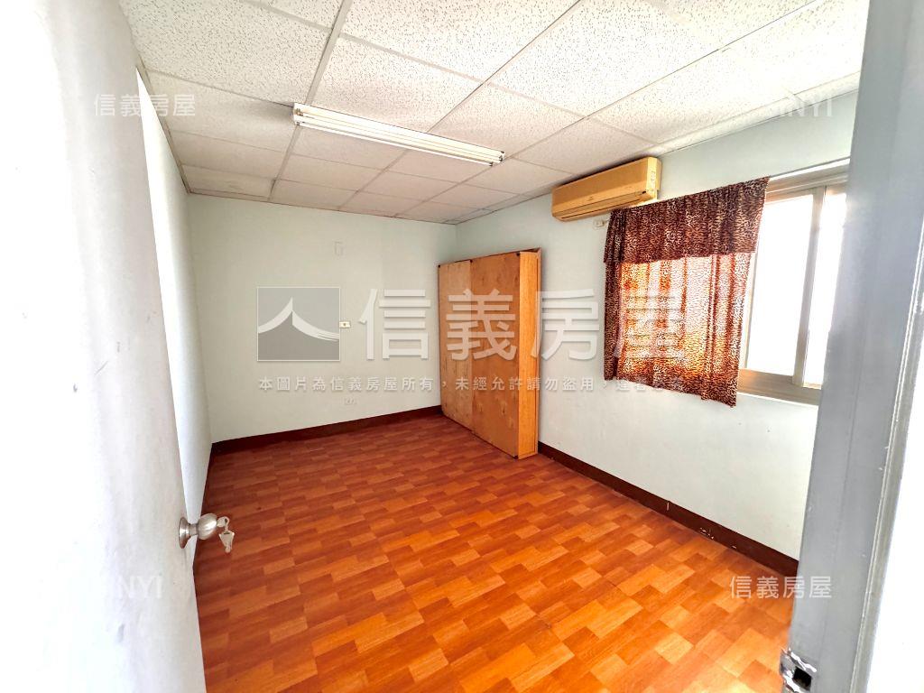 火車站採光寬敞大四房房屋室內格局與周邊環境