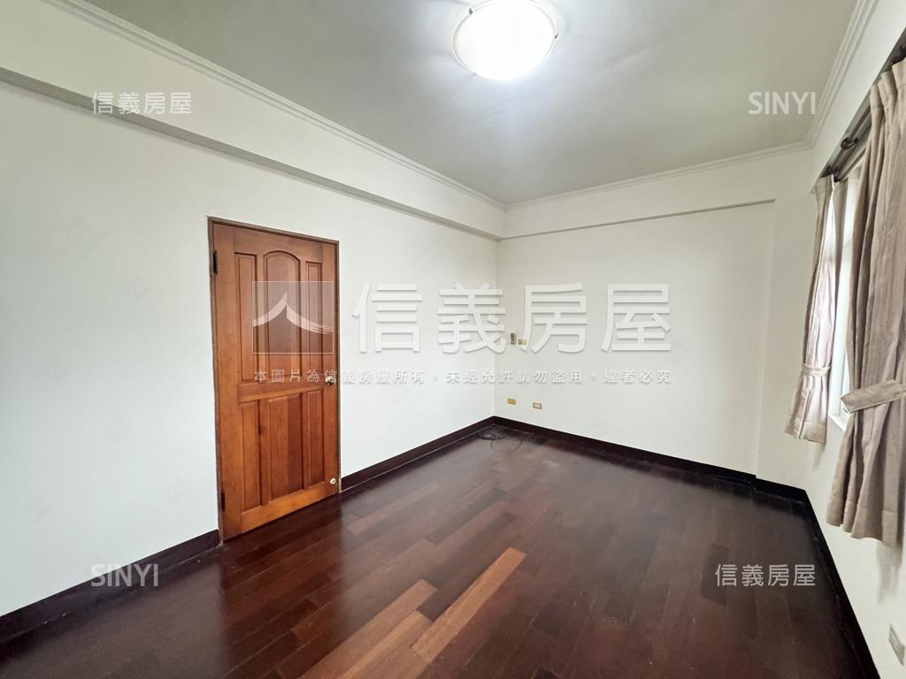 稀有釋出精美採光好大透天房屋室內格局與周邊環境