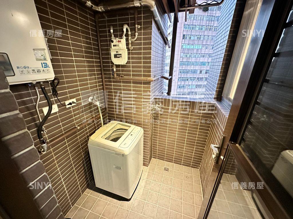 中和站旭泰城光房屋室內格局與周邊環境