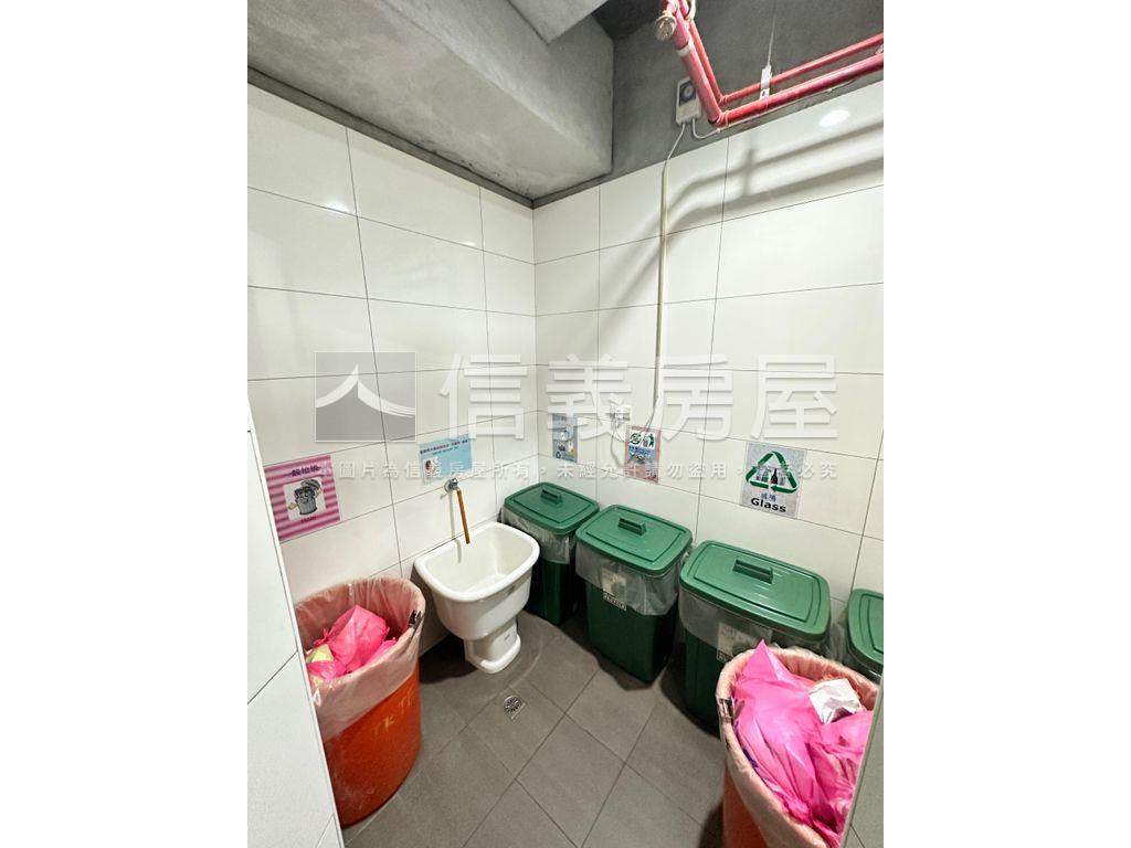 中和站旭泰城光房屋室內格局與周邊環境