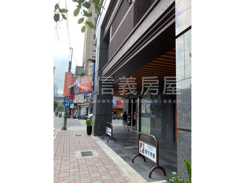 中和站旭泰城光房屋室內格局與周邊環境
