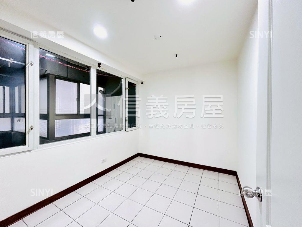 首購成家～景觀三房車位房屋室內格局與周邊環境
