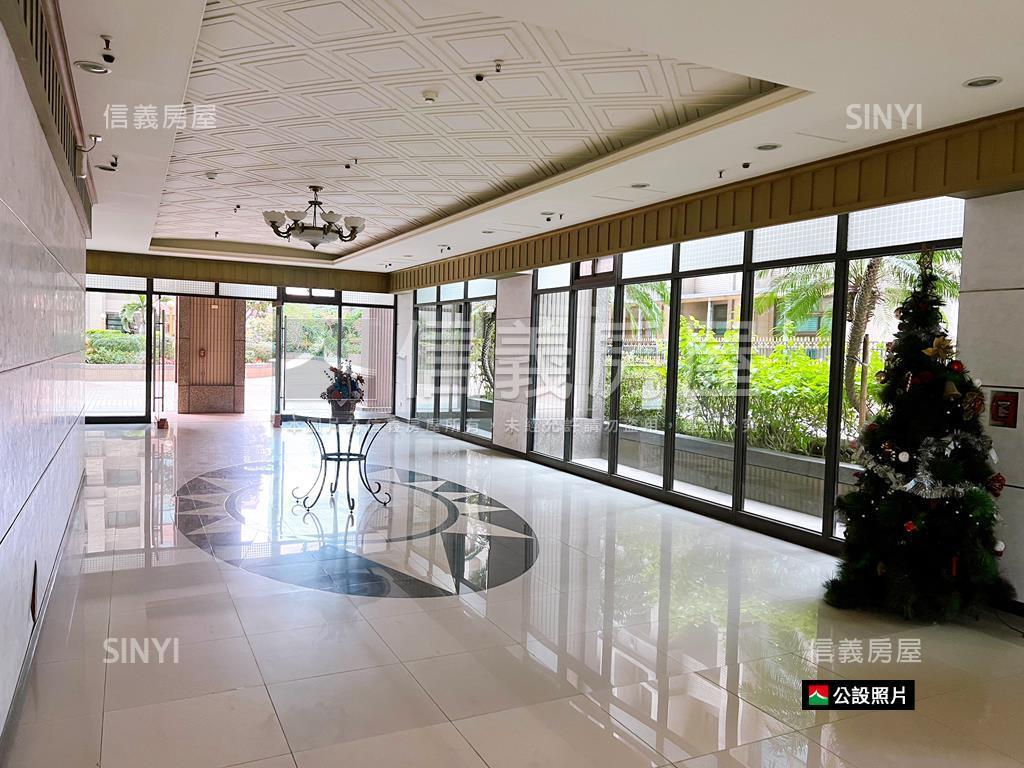 花園泳池邊間ＮＩＣＥ房屋室內格局與周邊環境