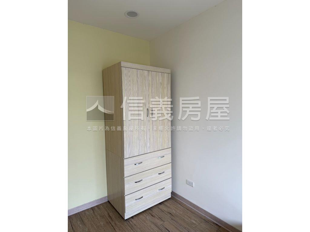 頂加自住出租好自在房屋室內格局與周邊環境