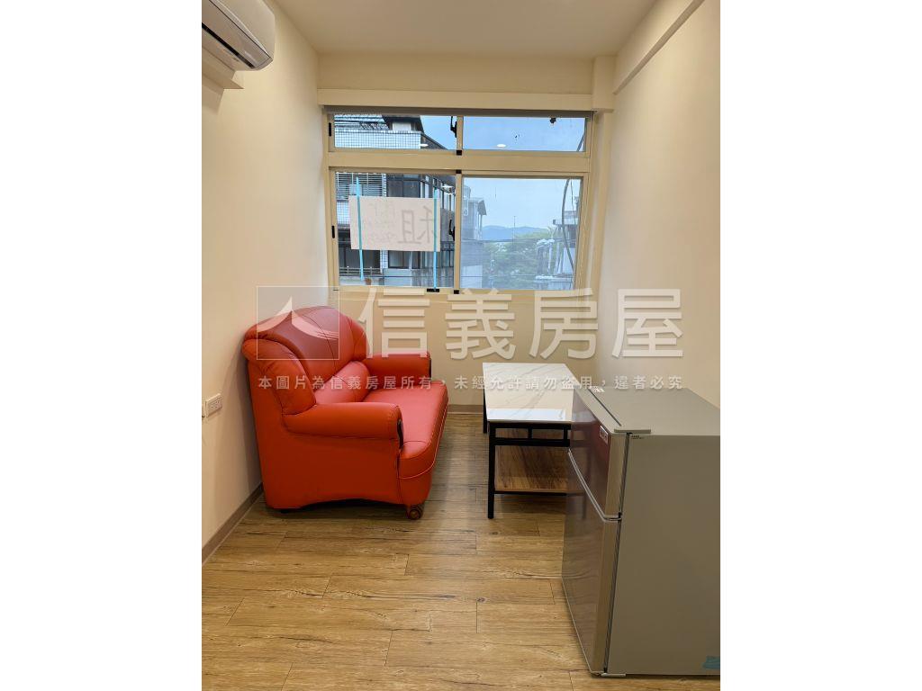 頂加自住出租好自在房屋室內格局與周邊環境
