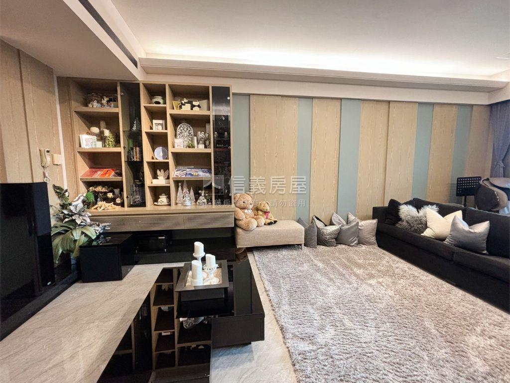 稀有✡敬業麗明隱世頂奢宅房屋室內格局與周邊環境
