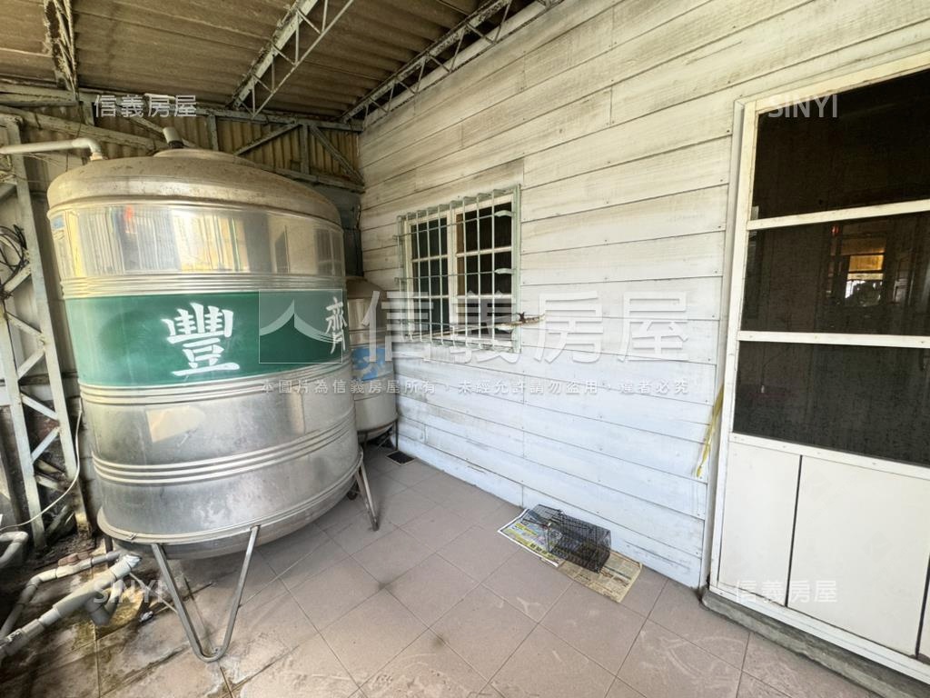 苓雅忠孝正路黃金透天店面房屋室內格局與周邊環境