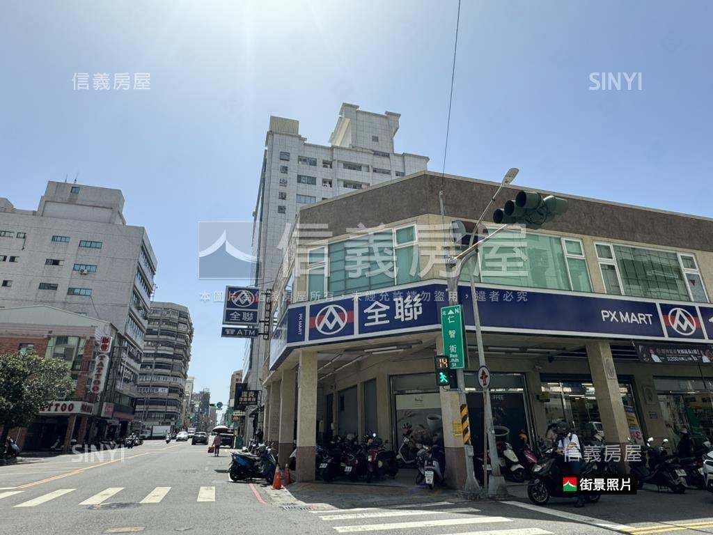 苓雅忠孝正路黃金透天店面房屋室內格局與周邊環境