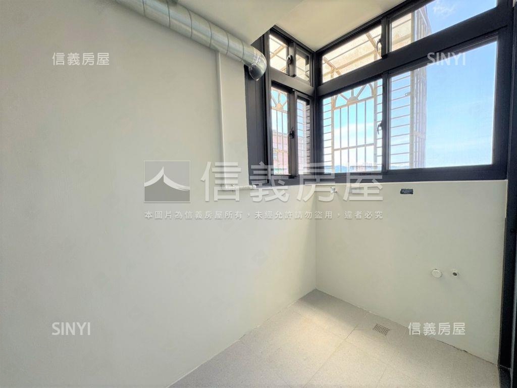 金城鴻莊電梯漂亮２房房屋室內格局與周邊環境